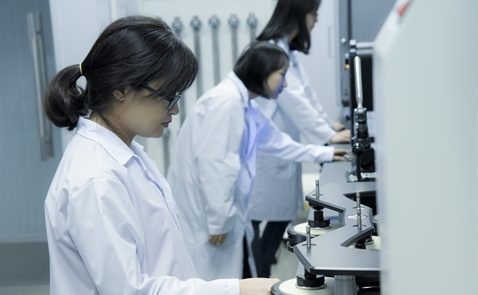 các quy tắc an toàn trong phòng thí nghiệm